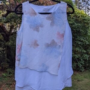 White Floral Calvin Klein Top Size M Medium
